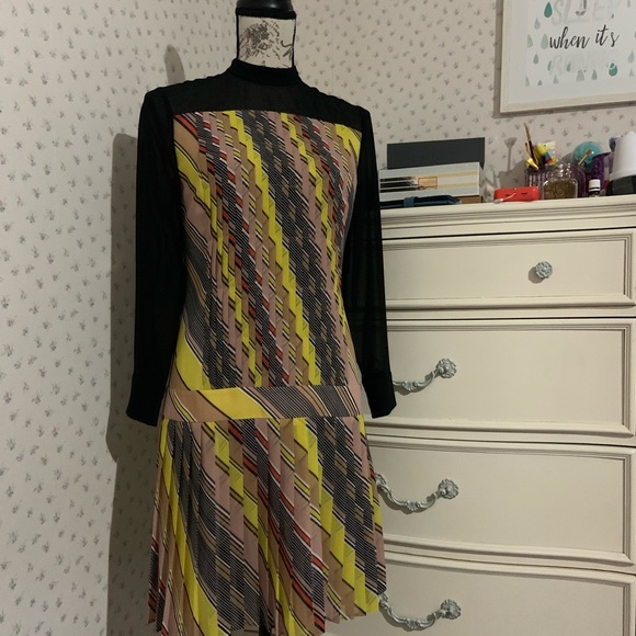 Karen Millen rainbow striped dress - Picture 7 of 16